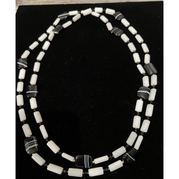 Facets 5th Avenue Glass Bead Necklace Black & White - Picture 1 of 9